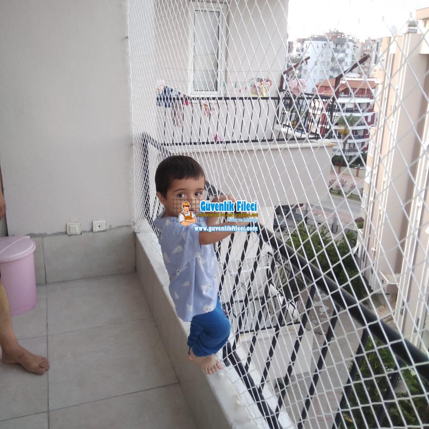 Ankara Akyurt PURSAKLAR ABADAN MAH. Balkon Güvenlik Filesi Projesi Devam Ediyor.